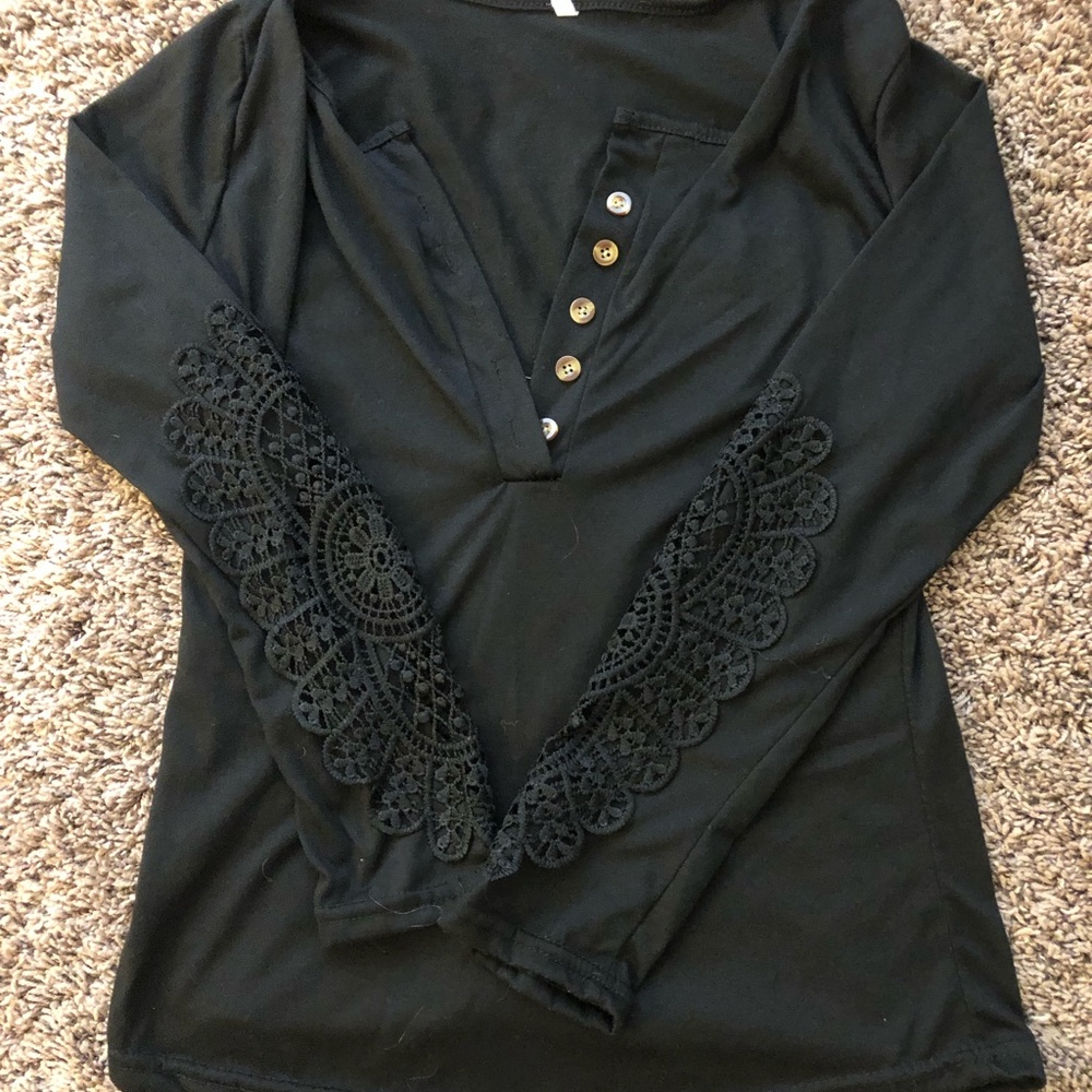 Long sleeve shirt, size: Medium